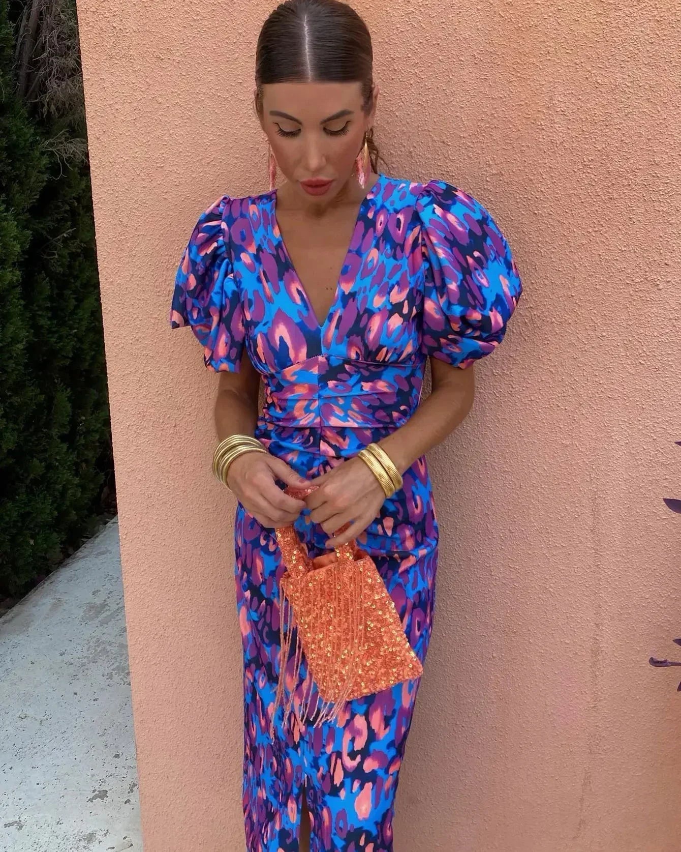 Simone | Elegantes Kleid mit V-Ausschnitt und Puffärmeln