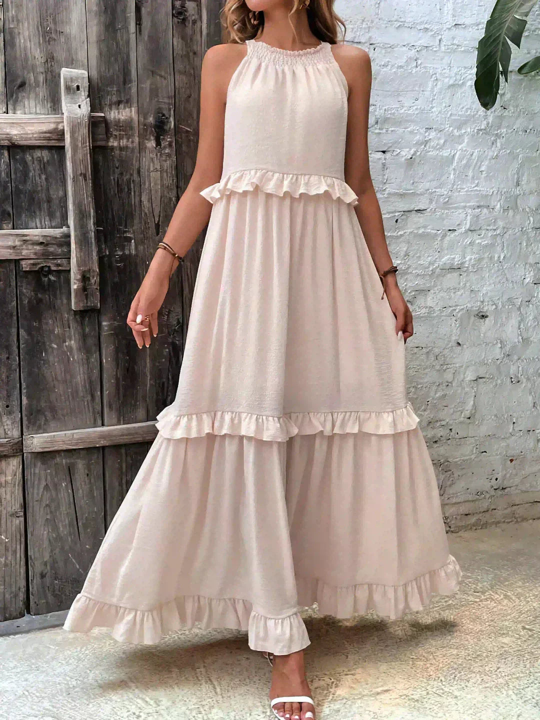 Lou | Elegantes ärmelloses Kleid mit Rüschen